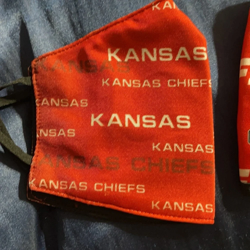 New set/2 KC Chiefs face masks